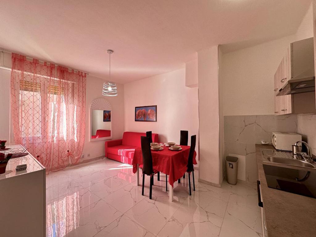 Appartement Wh - Dolce - Bilocale - 5 Minuti Dal Centro - Parcheggio Gratuito - Wifi *